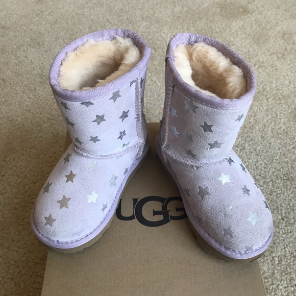 UGG baby girl boots (Size 7) - Main Image